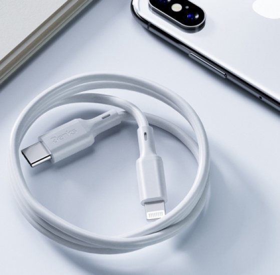 Benks M13 MFI PD Apple Lightning USB Şarj Data Kablosu 1.8M - Beyaz