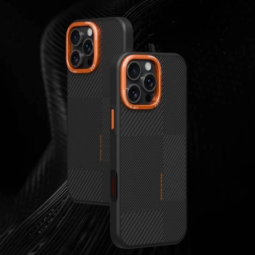 Apple iPhone 14 Pro (6.1) Kılıf Magsafe Şarj Özellikli Karbon Fiber Görünümlü Kamp Kapak - Turuncu