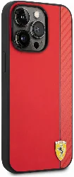 Apple iPhone 14 Pro Max (6.7) Kılıf Ferrari Magsafe Şarj Özellikli PU Deri Karbon Şeritli Dizayn Kapak - Kırmızı