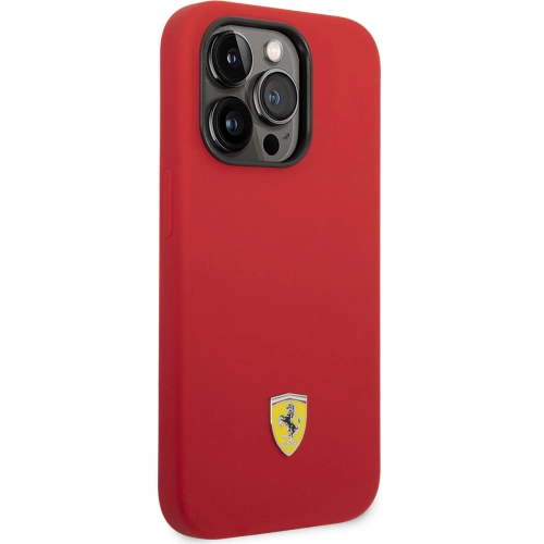Apple iPhone 14 Pro Max (6.7) Kılıf Ferrari Magsafe Şarj Özellikli Silikon Metal Logo Dizayn Kapak - Kırmızı