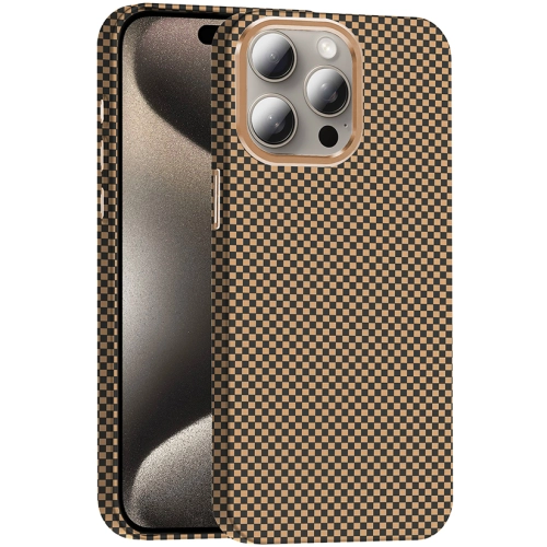 Apple iPhone 15 Pro (6.1) ile Uyumlu Kılıf MagSafe Şarj Özellikli Karbon Fiber Görünümlü Gros Kapak - Desert Titanyum