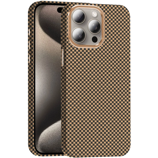 Apple iPhone 15 Pro (6.1) ile Uyumlu Kılıf MagSafe Şarj Özellikli Karbon Fiber Görünümlü Gros Kapak - Desert Titanyum