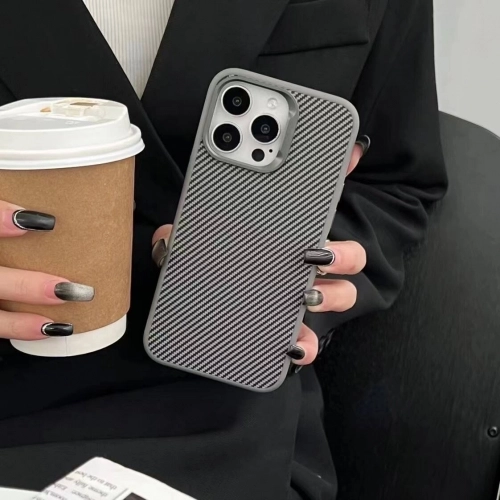 Apple iPhone 15 Pro Max (6.7) Kılıf Magsafe Şarj Özellikli Karbon Fiber Görünümlü TPU Zore Troy Kapak - Siyah
