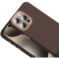 Apple iPhone 15 Pro Max (6.7) ile Uyumlu Kılıf MagSafe Şarj Özellikli Karbon Fiber Görünümlü Gros Kapak - Gold-Siyah