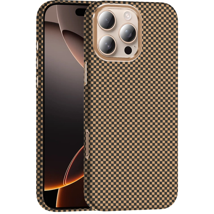 Apple iPhone 16 Pro Max (6.9) ile Uyumlu Kılıf MagSafe Şarj Özellikli Karbon Fiber Görünümlü Gros Kapak - Desert Titanyum
