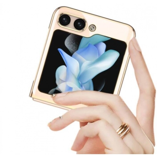 Samsung Galaxy Z Flip 5 Kılıf Zore Kıpta Lensli Kapak - Siyah