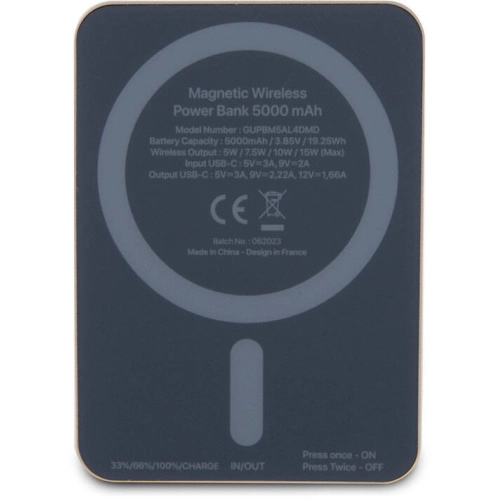 Guess Orjinal Lisanslı Magsafe Şarj Özellikli Metal Yazı Logolu Powerbank 5000mAh 15W - Siyah