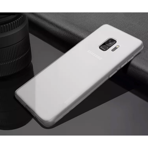 Samsung Galaxy S9 Kılıf Ultra İnce Kaliteli Esnek Silikon 0.2mm - Şeffaf