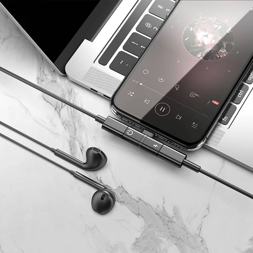 Recci RDS-A05 Lightning 2in1 Şarj ve Ses Adaptörü - Siyah