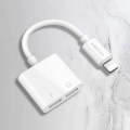 Recci RDS-A01 Lightning 2in1 Şarj ve Ses Adaptörü - Beyaz