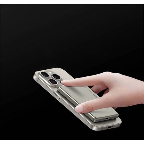 Recci RPB-W20 Taşınabilir Wireless Şarj ve PD Hızlı Şarj Özellikli Powerbank 15W 4900mAh - Mavi