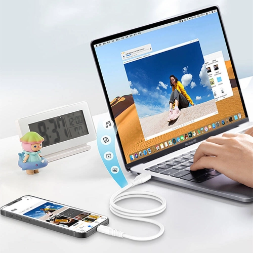 Recci RTC-P09CL Silicone Serisi 20W Hızlı Şarj Özellikli Type-C To Lightning PD Kablo 1.5M - Beyaz