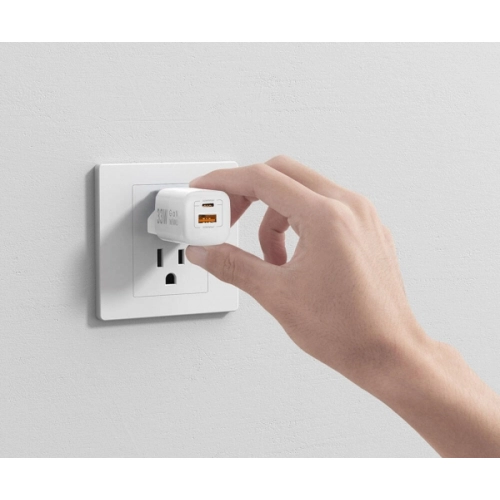 Wiwu Wi-U008 GaN Tech PD Hızlı Şarj Özellikli QC 3.0 Seyahat Şarj Başlığı 33W - Beyaz